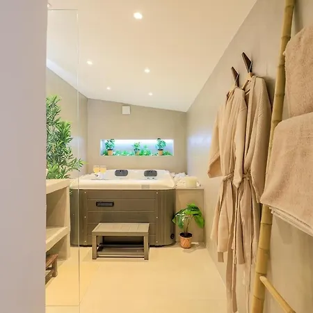 Appartement Bali - Evasion Balinaise - Jaccuzzi - Sauna Lens